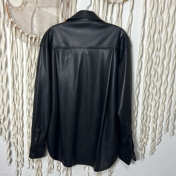 MOTHER The Roomie Frenchie Black Faux Leather Long Sleeve Button Down Size XS - Picture 6 of 11